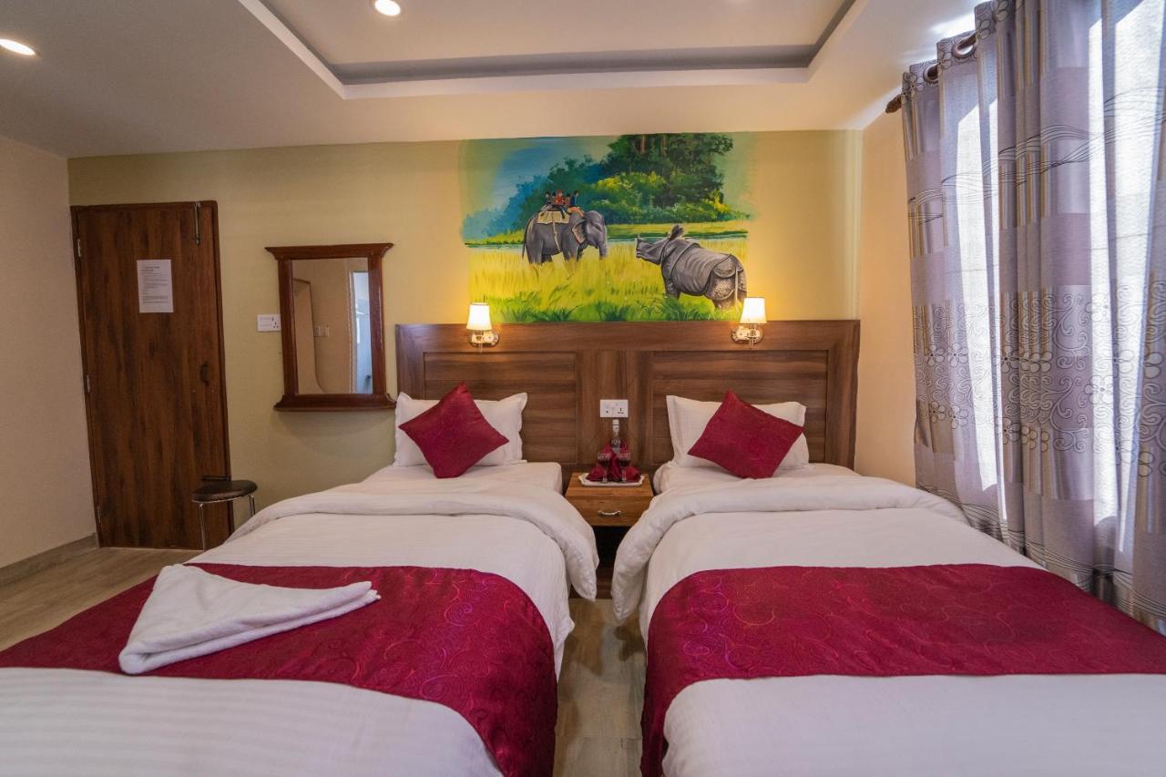 Hotel Royal Image Pokhara Kültér fotó