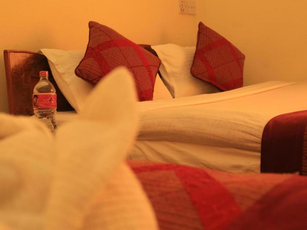 Hotel Royal Image Pokhara Kültér fotó