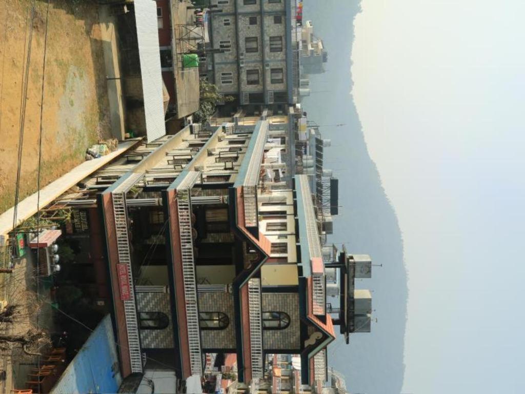 Hotel Royal Image Pokhara Kültér fotó