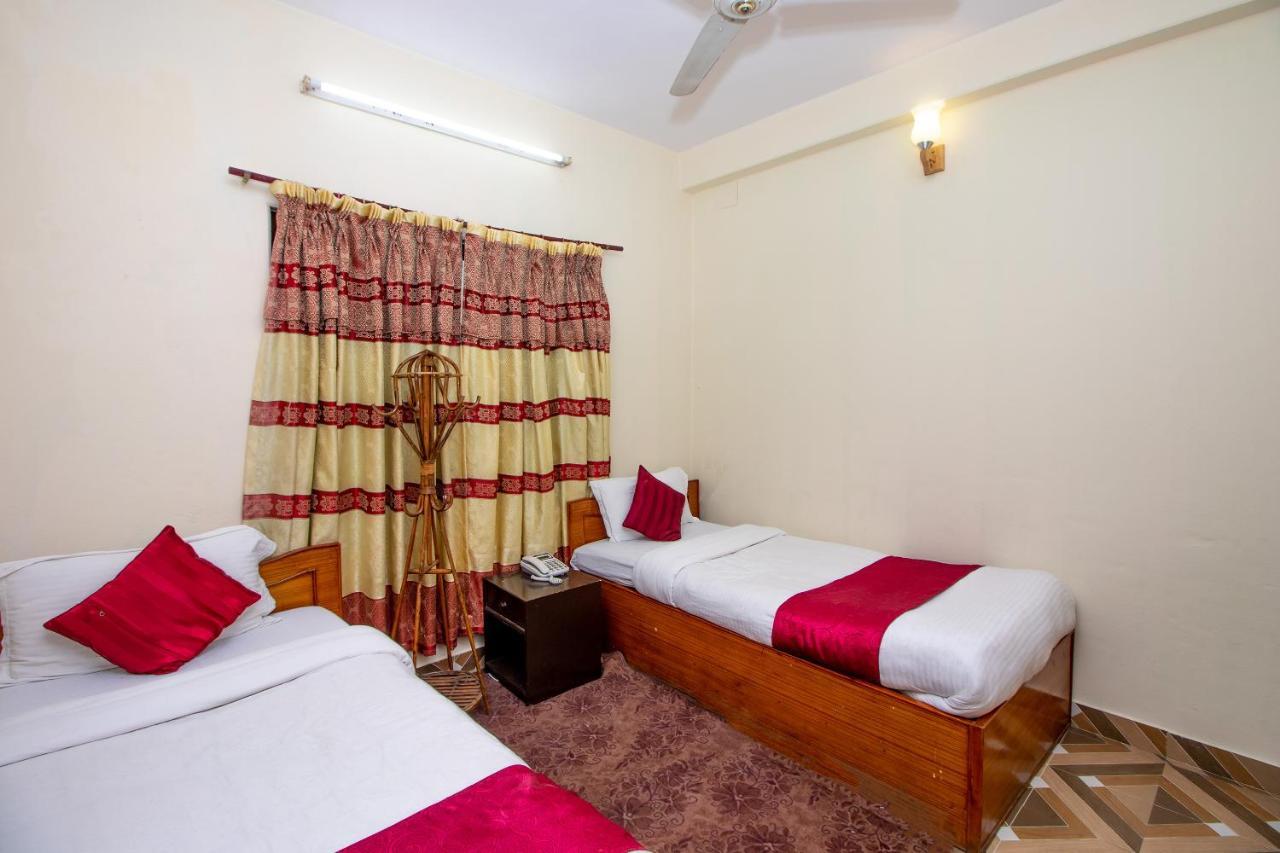 Hotel Royal Image Pokhara Kültér fotó