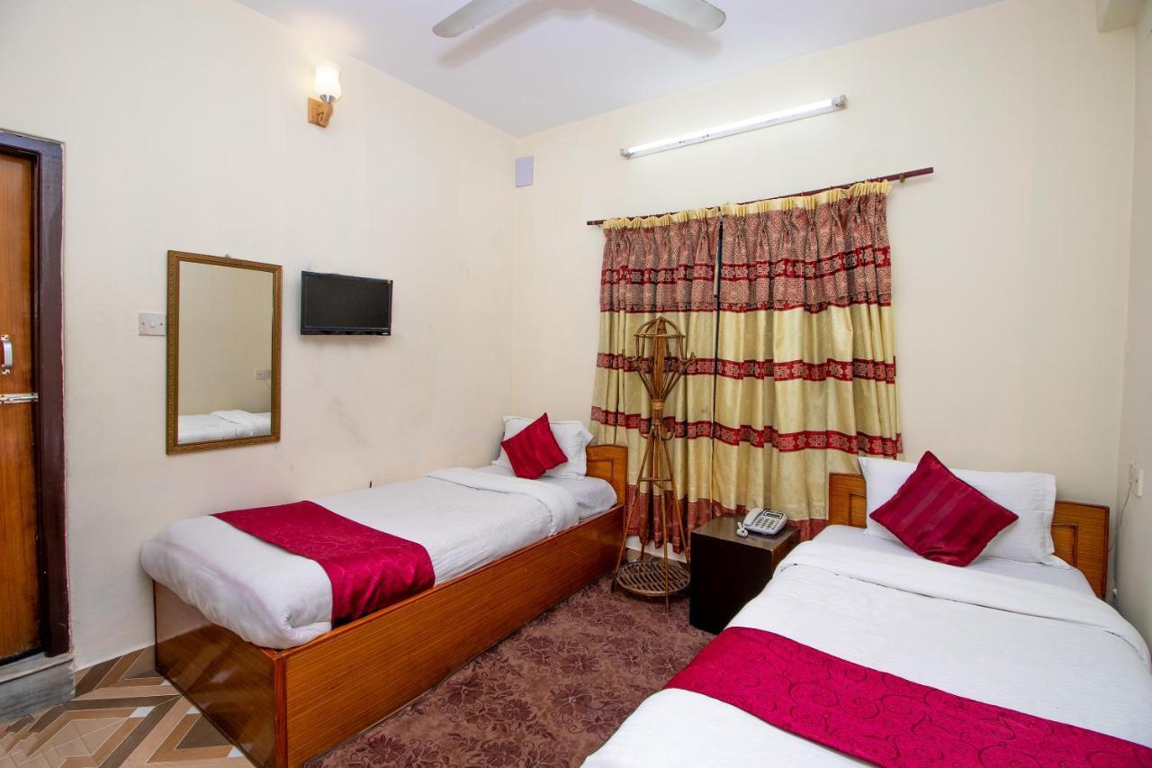 Hotel Royal Image Pokhara Kültér fotó