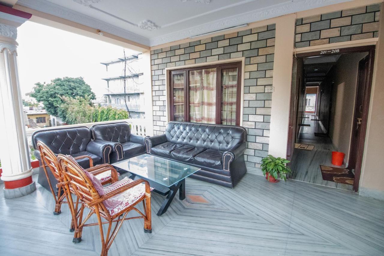 Hotel Royal Image Pokhara Kültér fotó